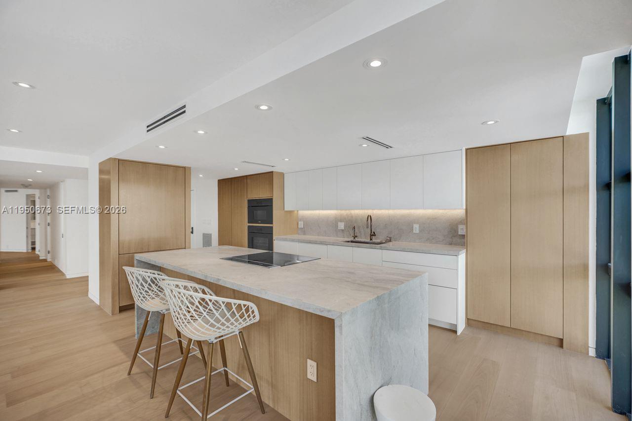 1111 Crandon Blvd #A808, Key Biscayne FL 33149