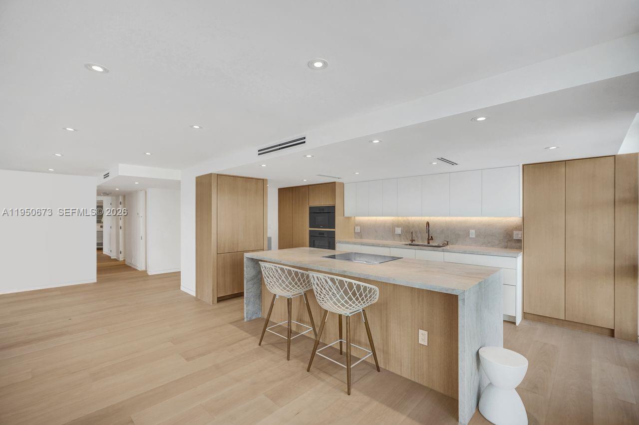 1111 Crandon Blvd #A808, Key Biscayne FL 33149