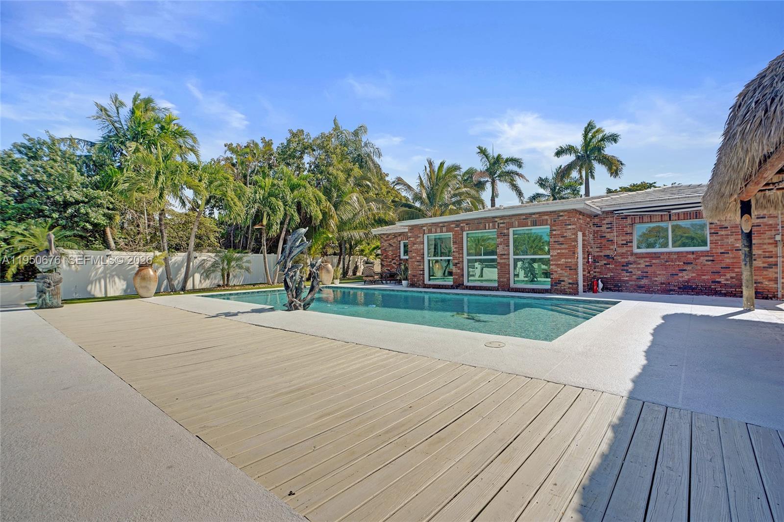 1995 N Hibiscus Dr, North Miami FL 33181