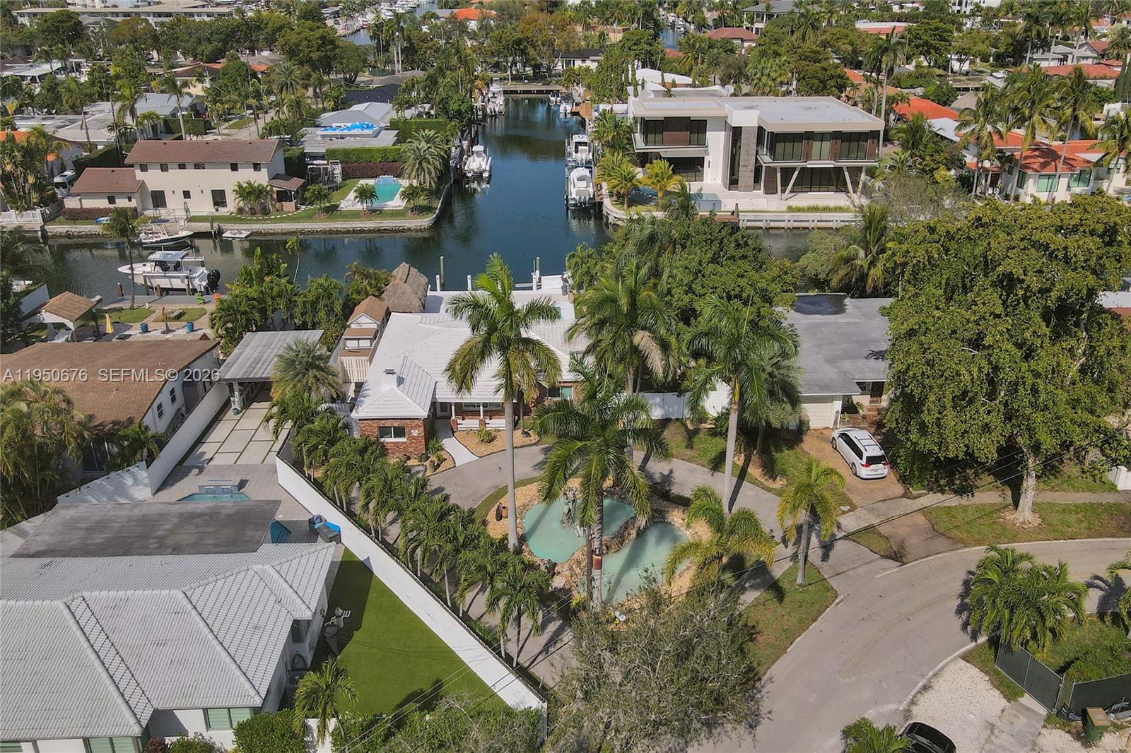 1995 N Hibiscus Dr, North Miami FL 33181
