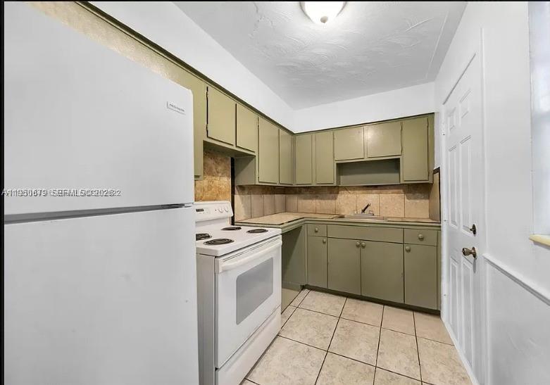 1500 NW 69th Ter, Miami FL 33147