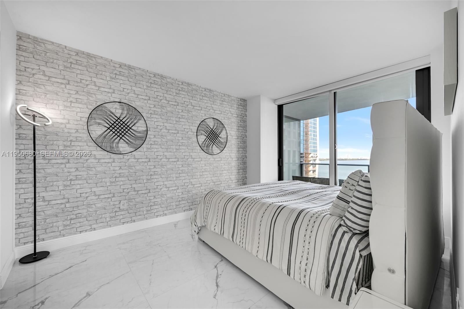 460 NE 28th St #608, Miami FL 33137