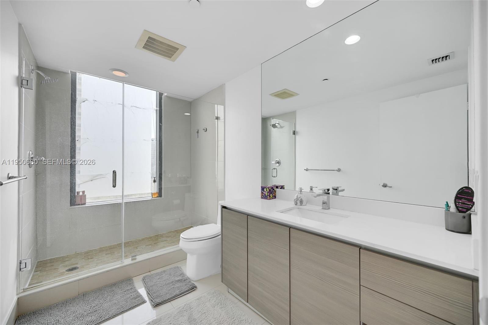 460 NE 28th St #608, Miami FL 33137
