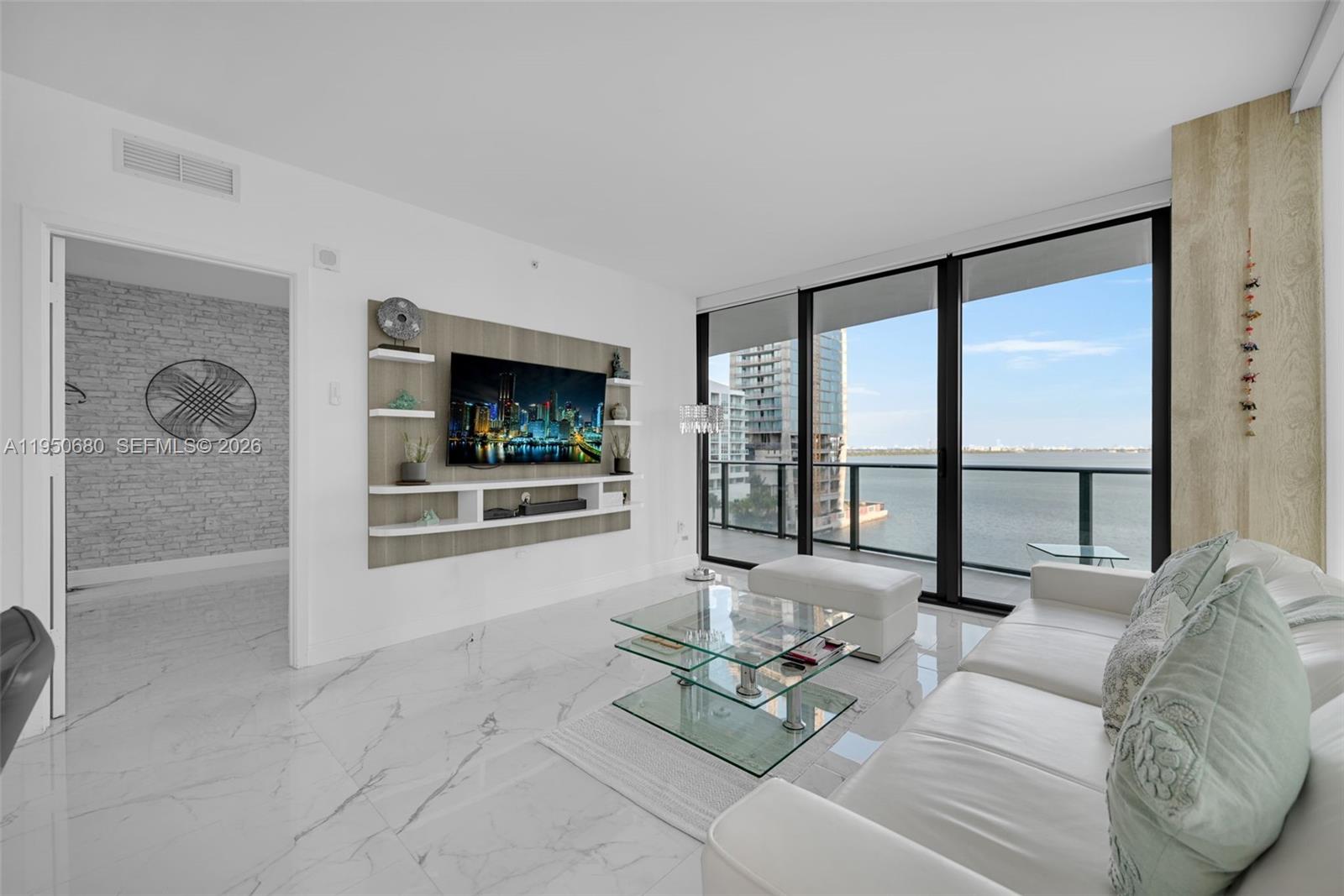 460 NE 28th St #608, Miami FL 33137