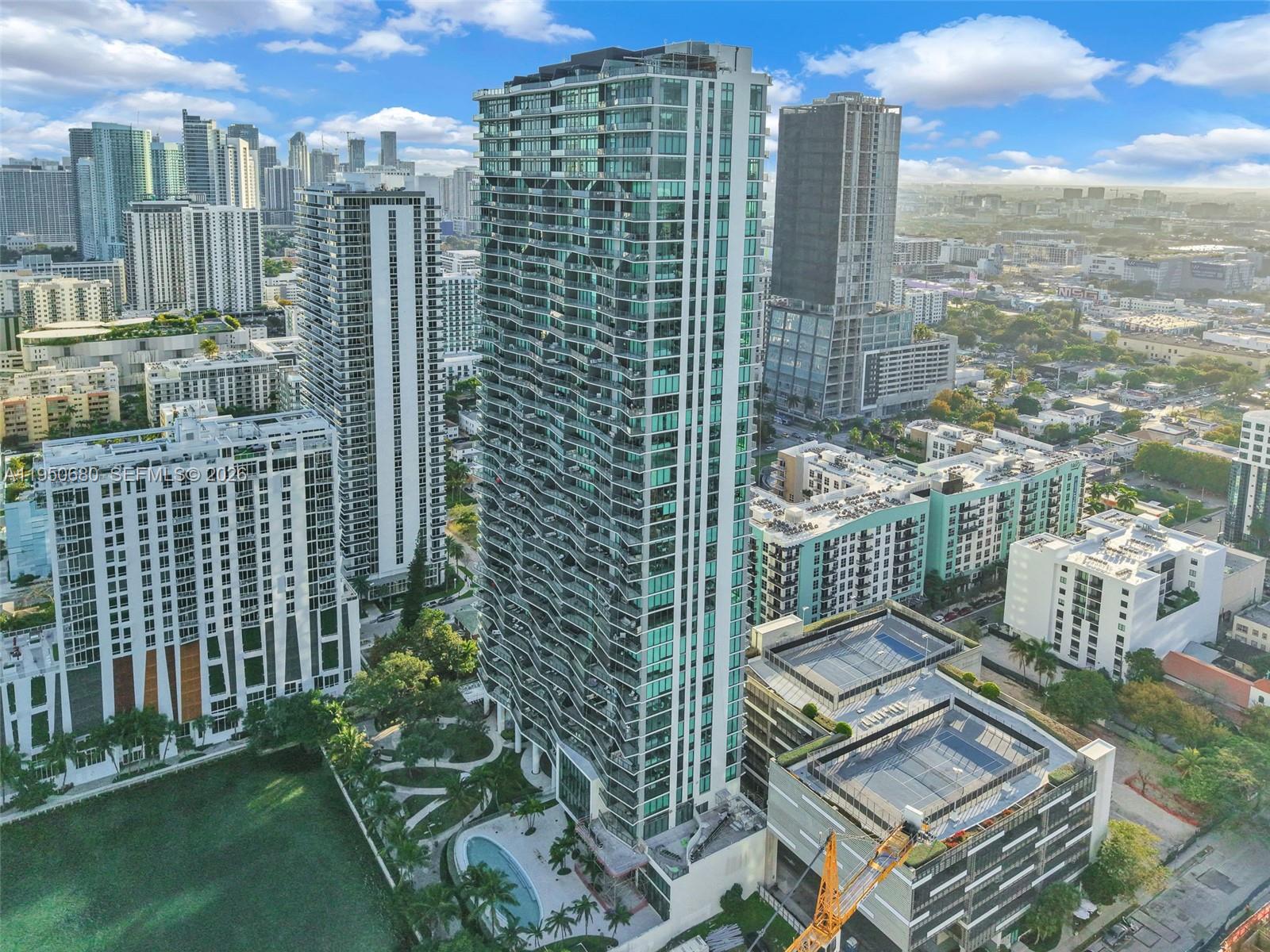460 NE 28th St #608, Miami FL 33137