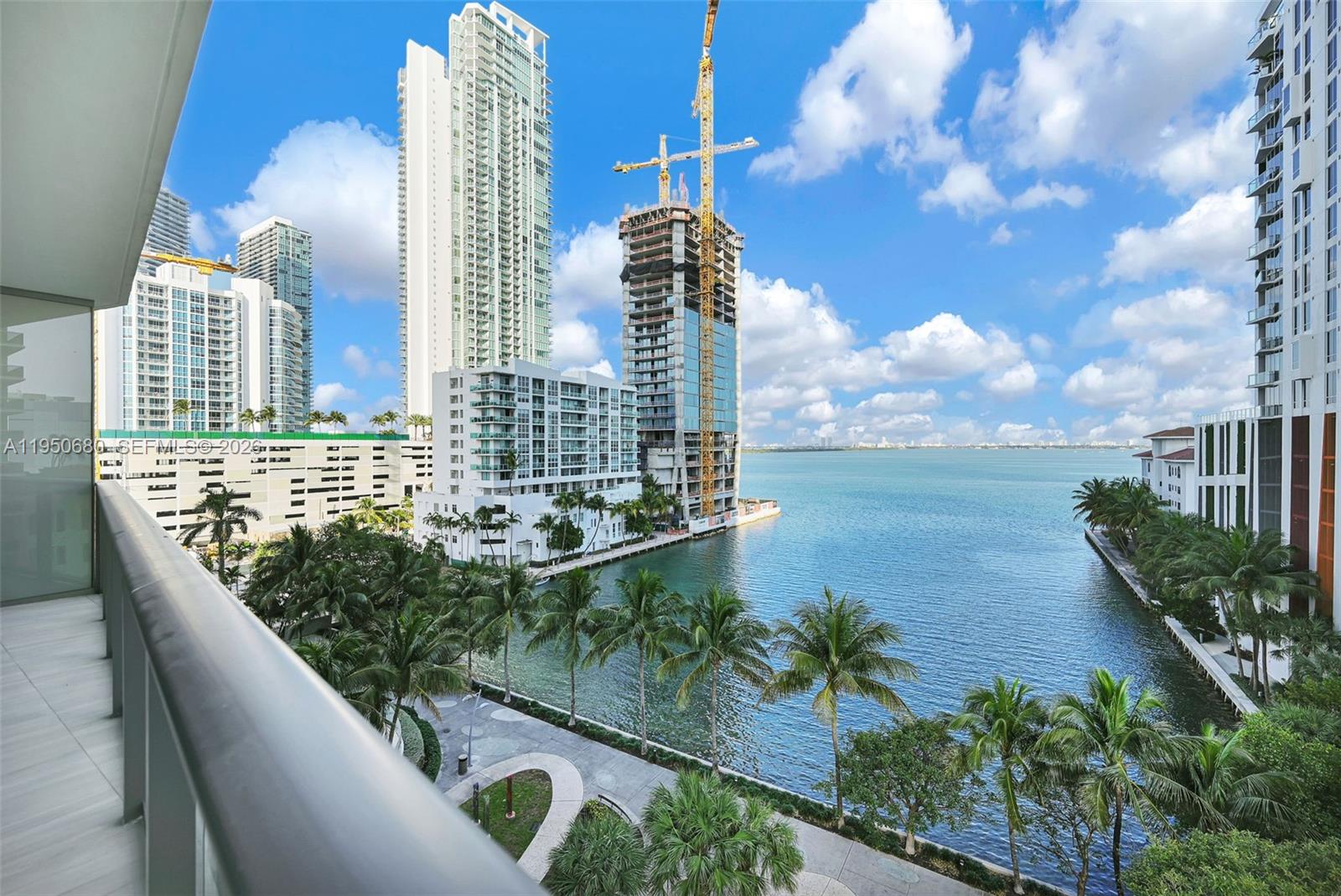 460 NE 28th St #608, Miami FL 33137