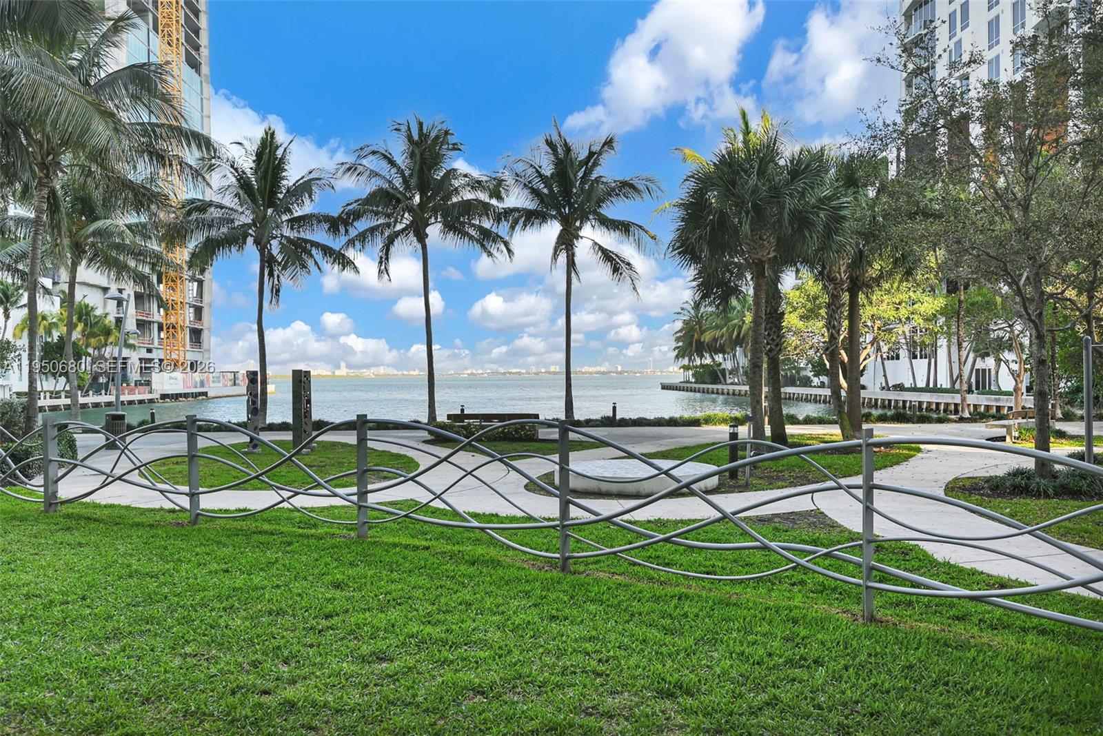 460 NE 28th St #608, Miami FL 33137