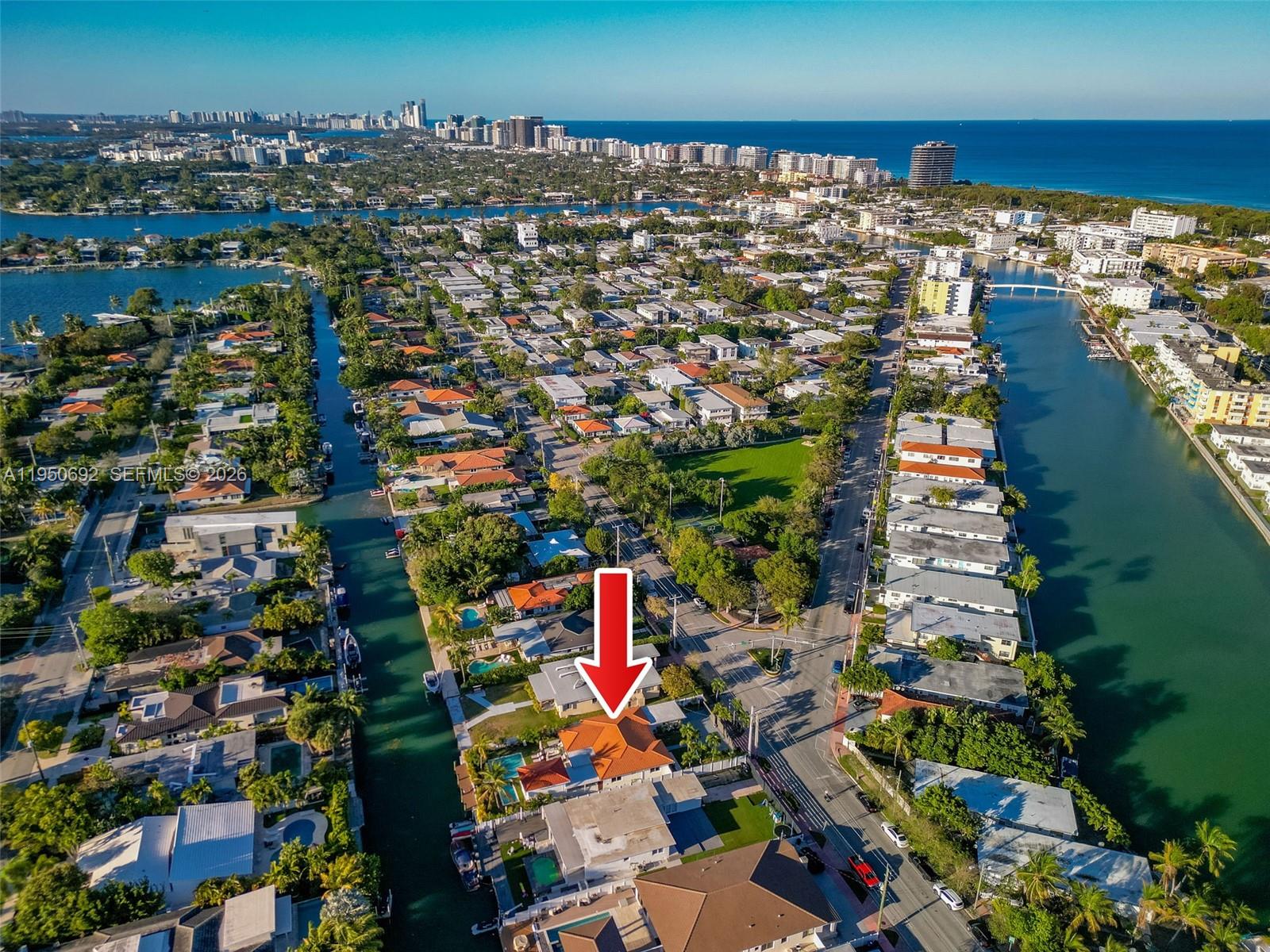 7770 Hawthorne Ave, Miami Beach FL 33141