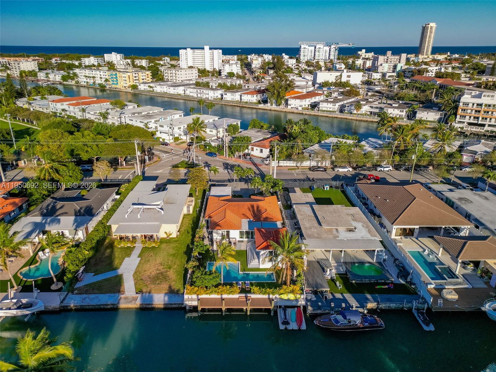 7770 Hawthorne Ave, Miami Beach FL 33141