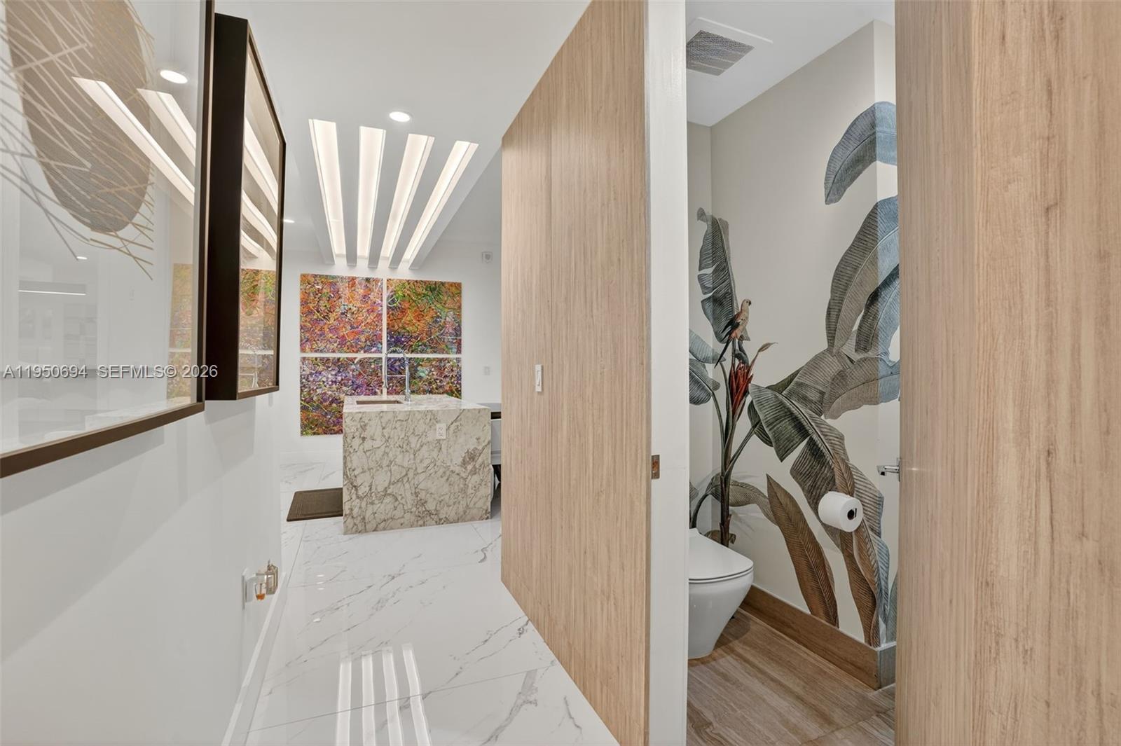 5775 Collins Ave #405, Miami Beach FL 33140