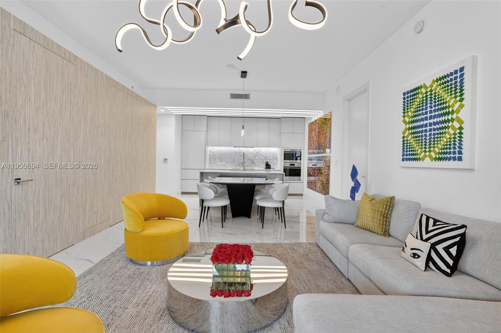 5775 Collins Ave #405, Miami Beach FL 33140