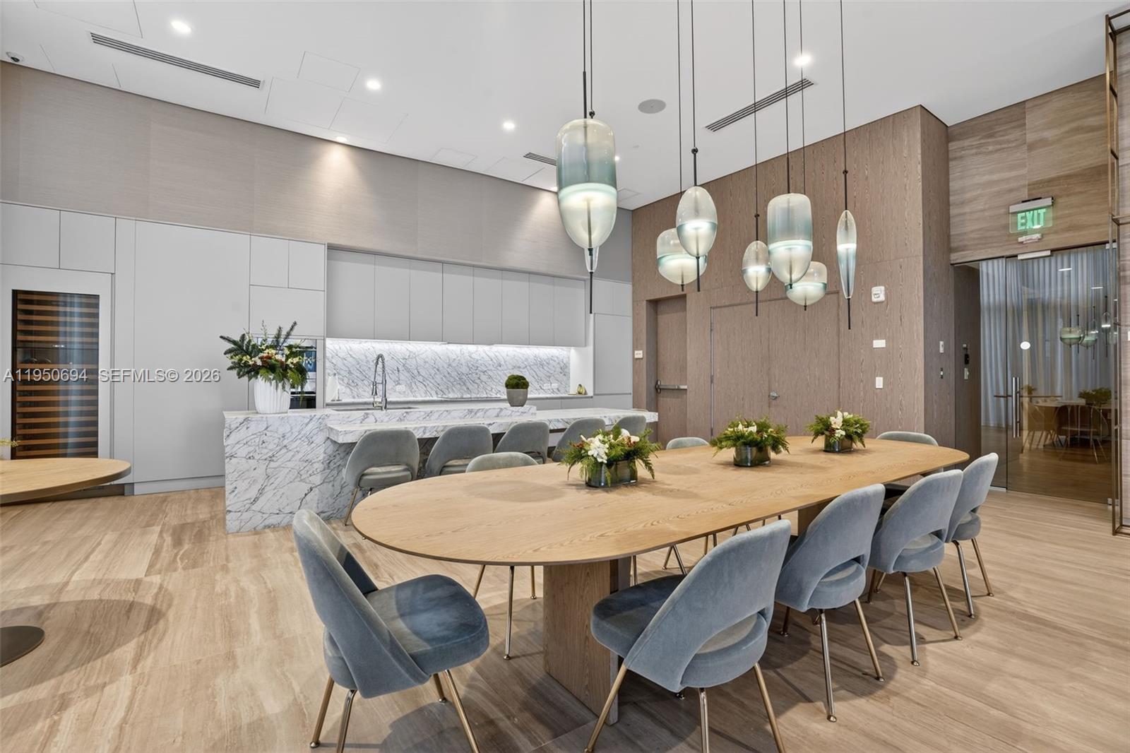 5775 Collins Ave #405, Miami Beach FL 33140