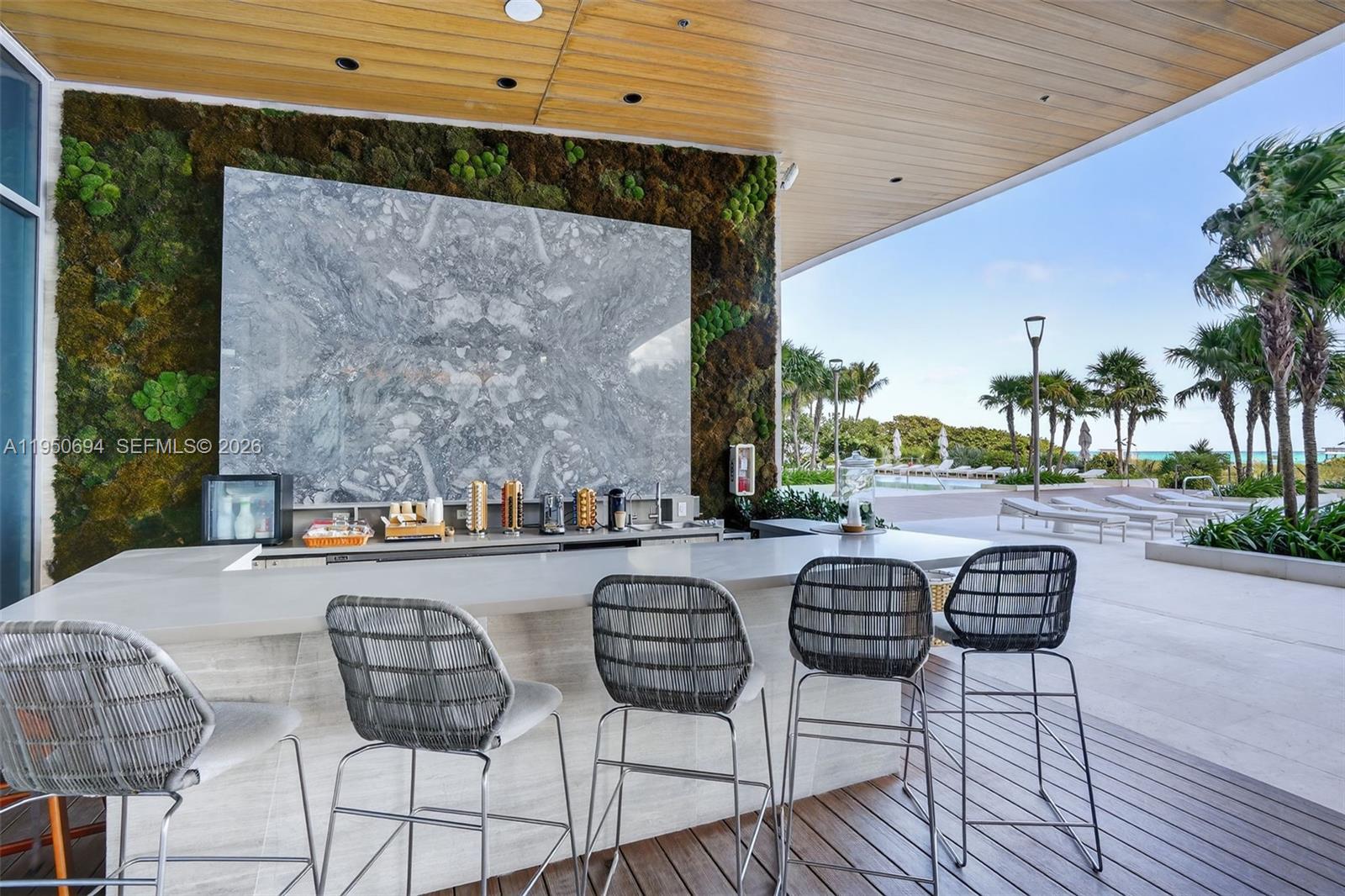 5775 Collins Ave #405, Miami Beach FL 33140