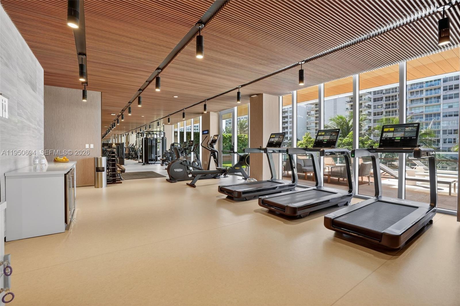 5775 Collins Ave #405, Miami Beach FL 33140