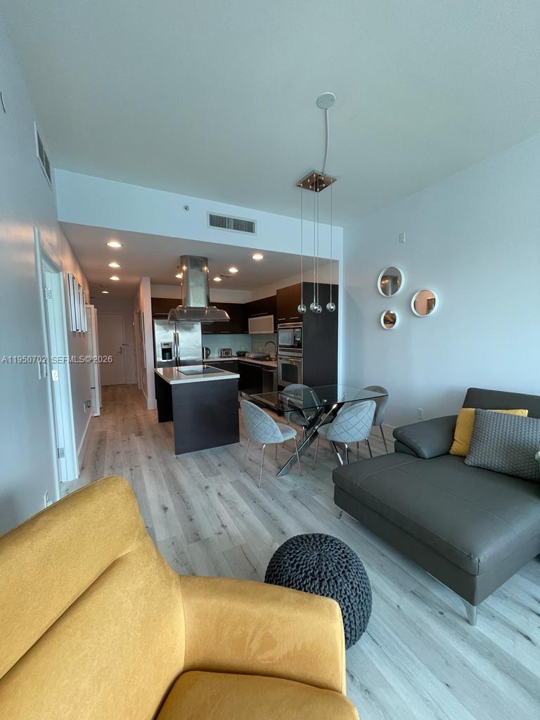 North Bay Village FL 33141 - A11950702