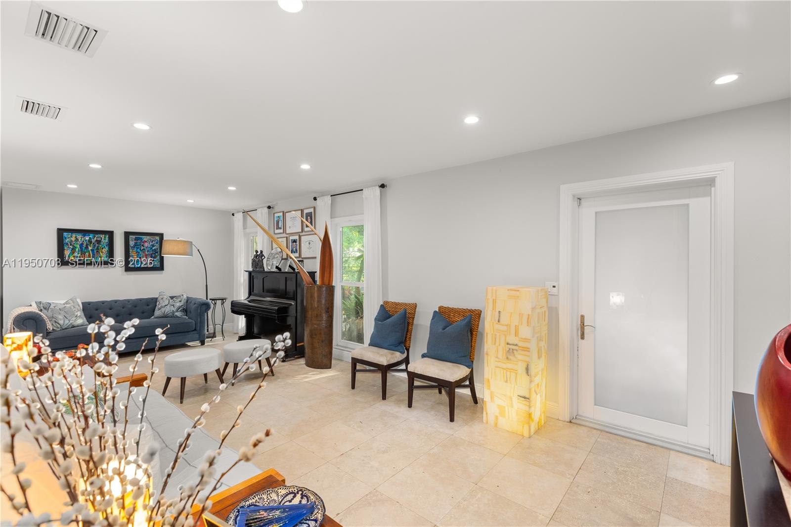 6809 Mentone St, Coral Gables FL 33146