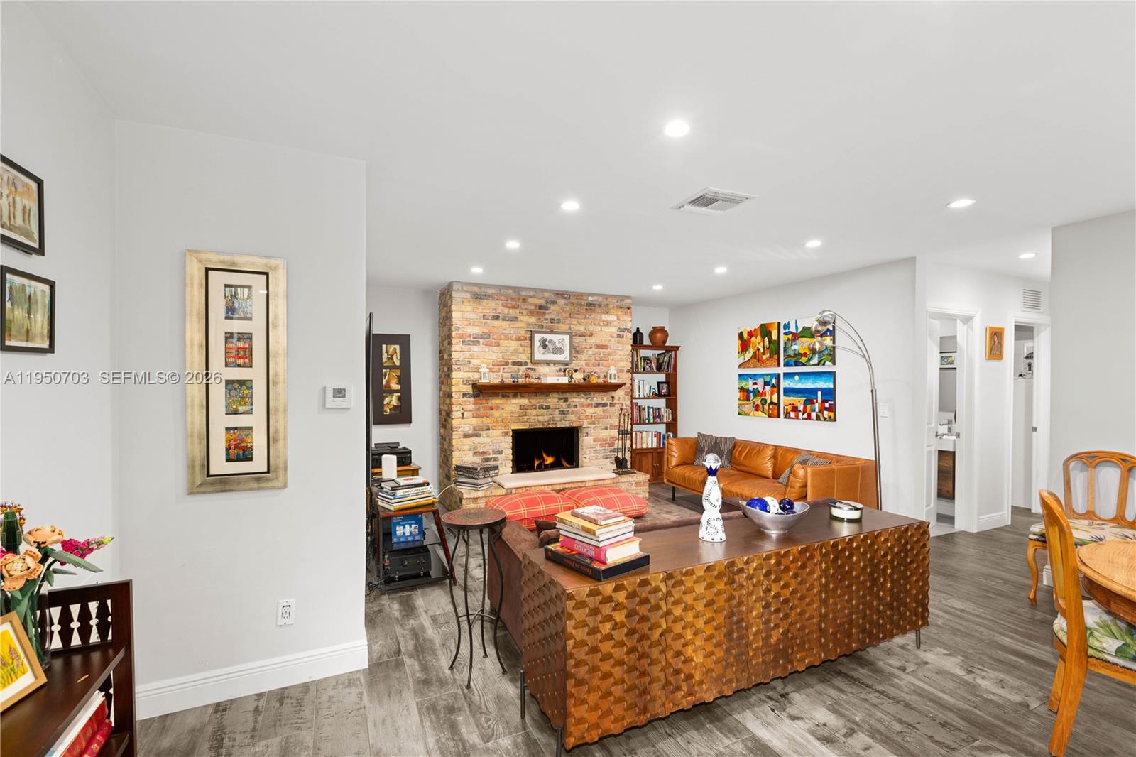 6809 Mentone St, Coral Gables FL 33146