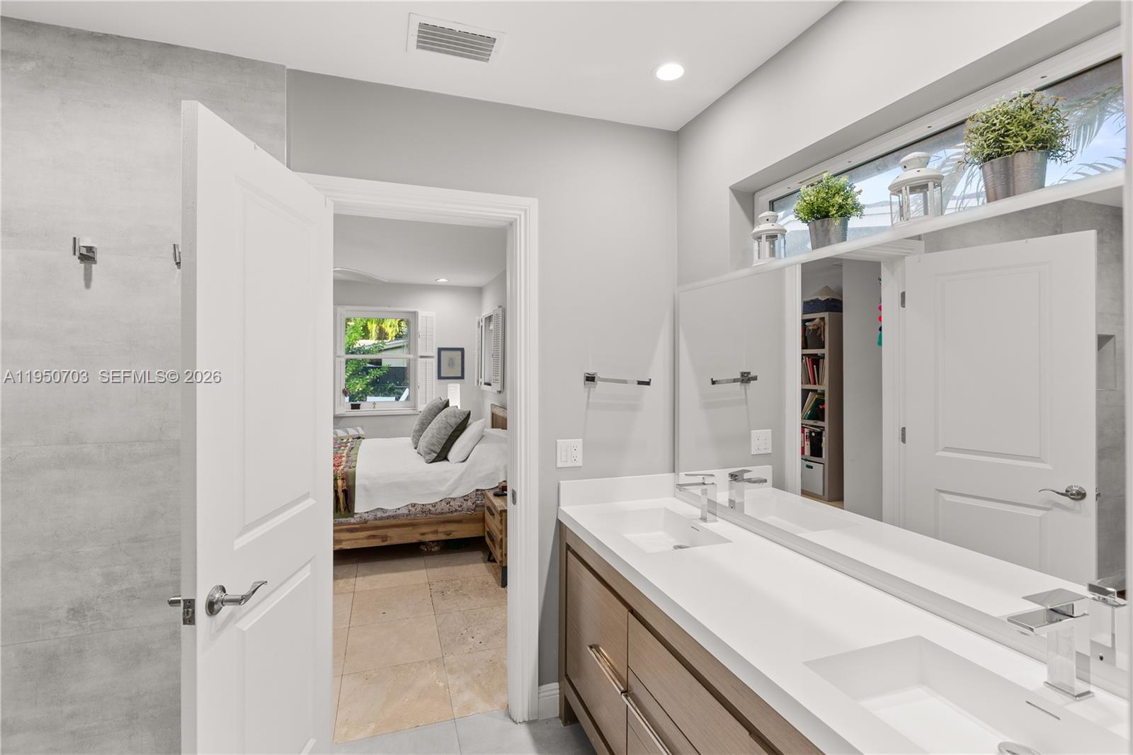 6809 Mentone St, Coral Gables FL 33146