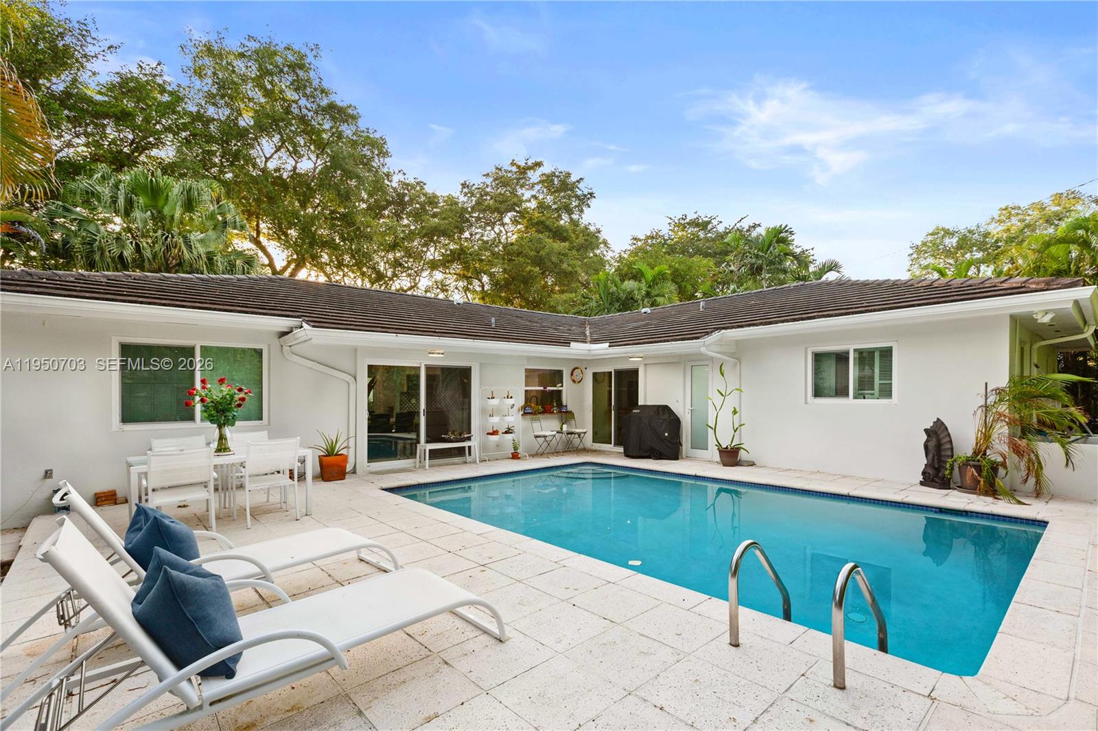 6809 Mentone St, Coral Gables FL 33146