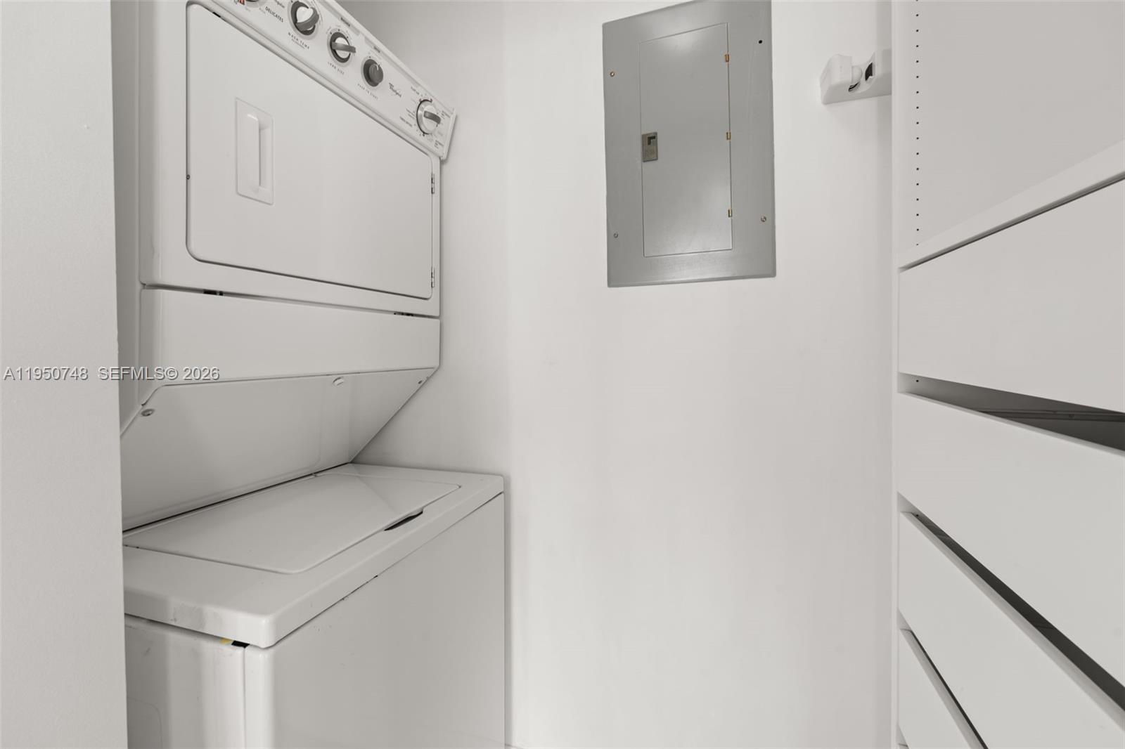 244 Biscayne Blvd #3507, Miami FL 33132