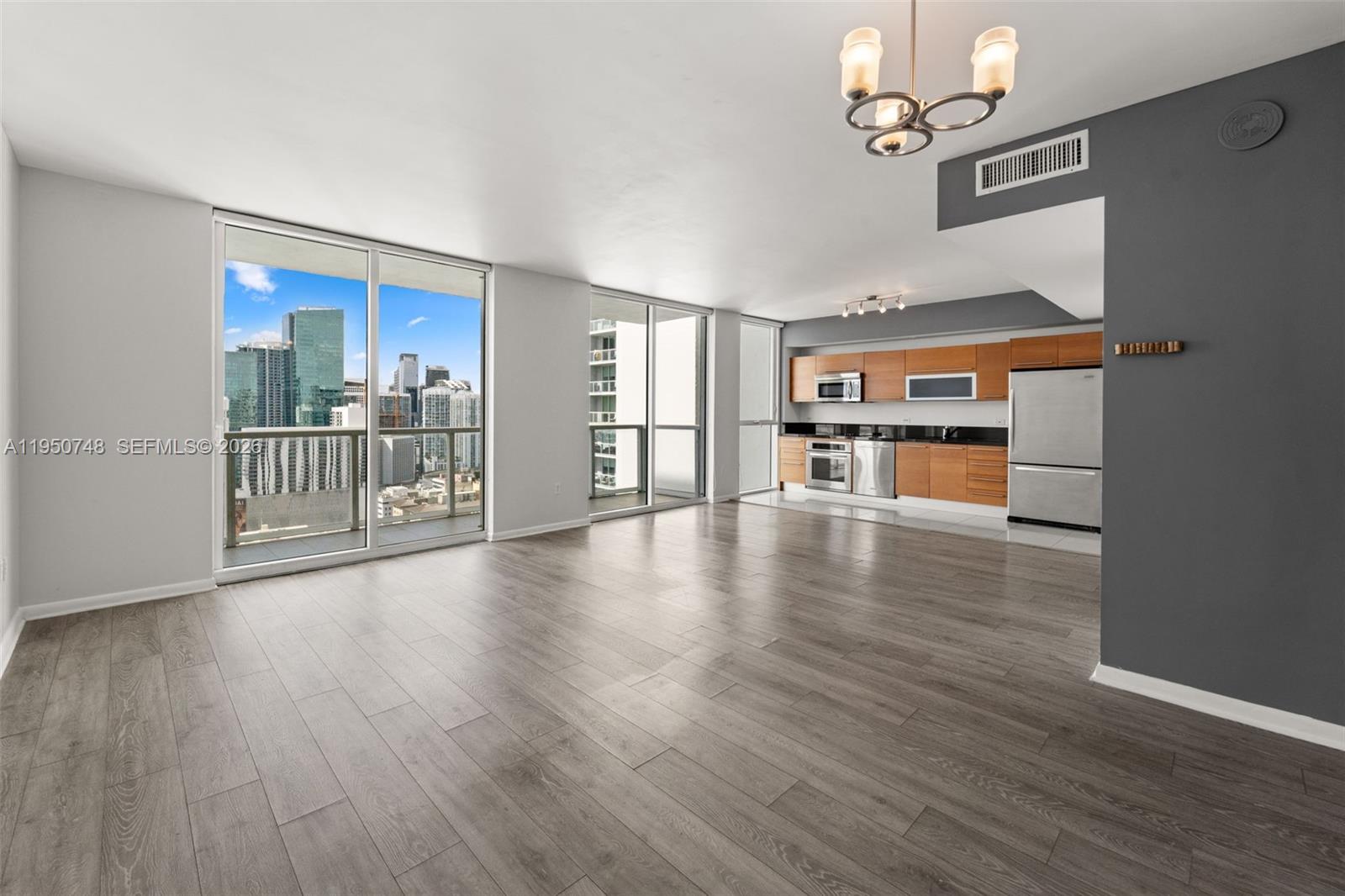 244 Biscayne Blvd #3507, Miami FL 33132