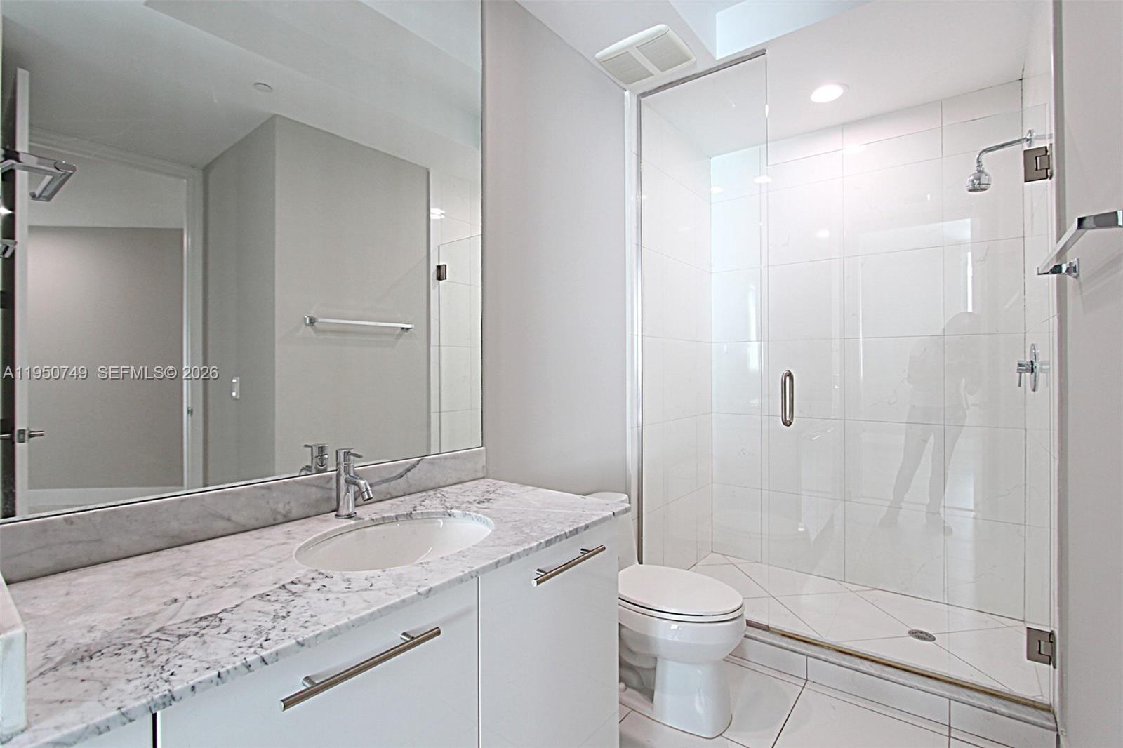 500 Brickell Ave #4110, Miami FL 33131
