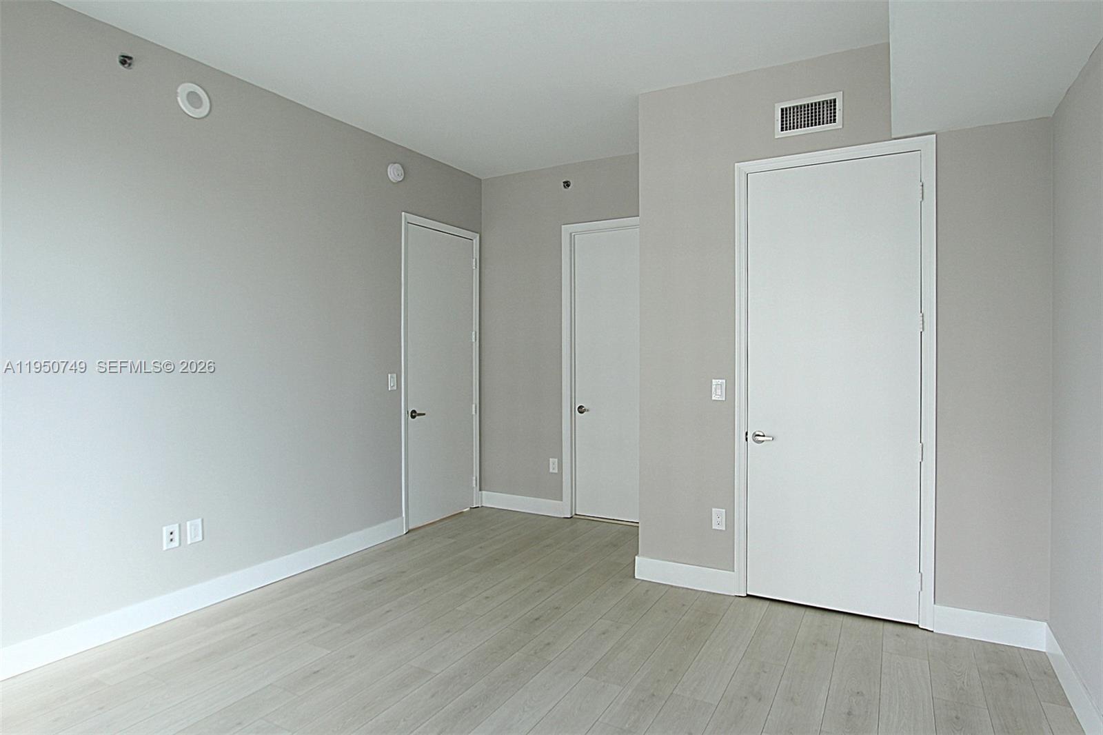 500 Brickell Ave #4110, Miami FL 33131