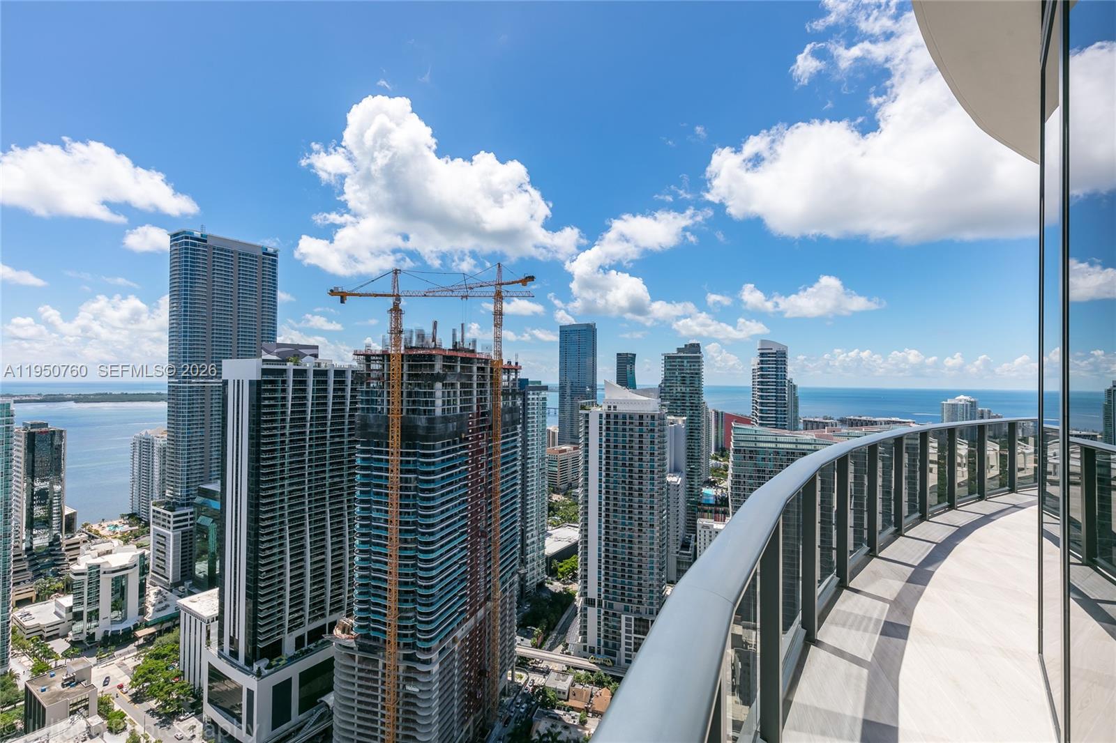 55 SW 9th St #PH4603, Miami FL 33130