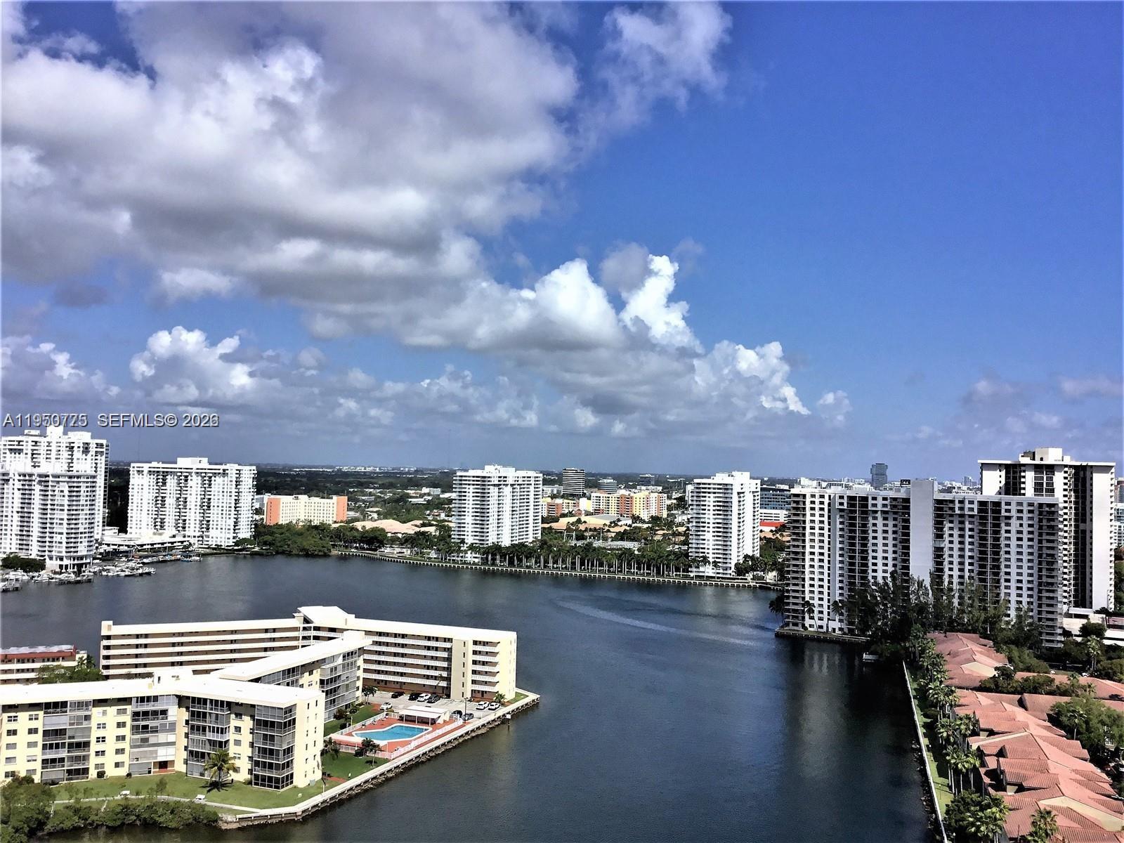 1000 W Island Blvd #2410, Aventura FL 33160