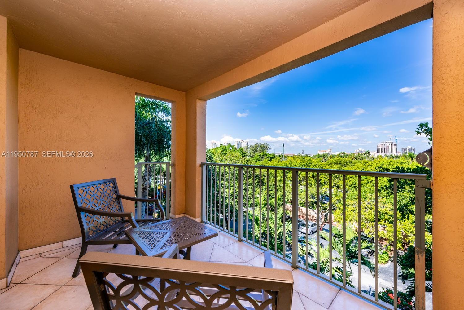 19801 E Country Club Dr #4501, Aventura FL 33180