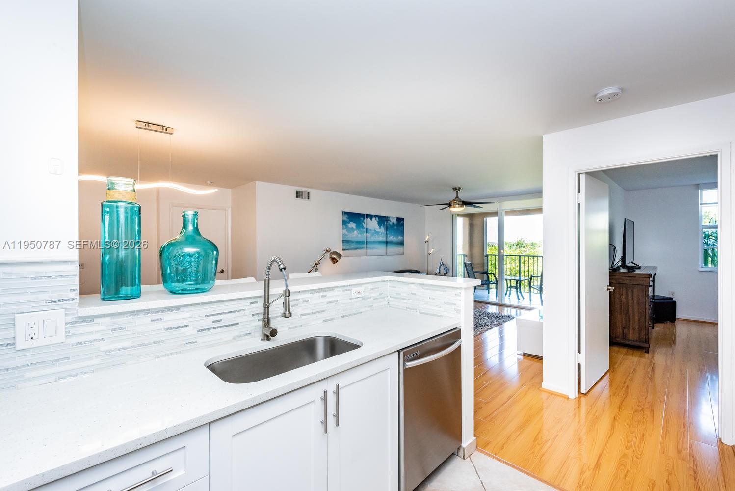 19801 E Country Club Dr #4501, Aventura FL 33180