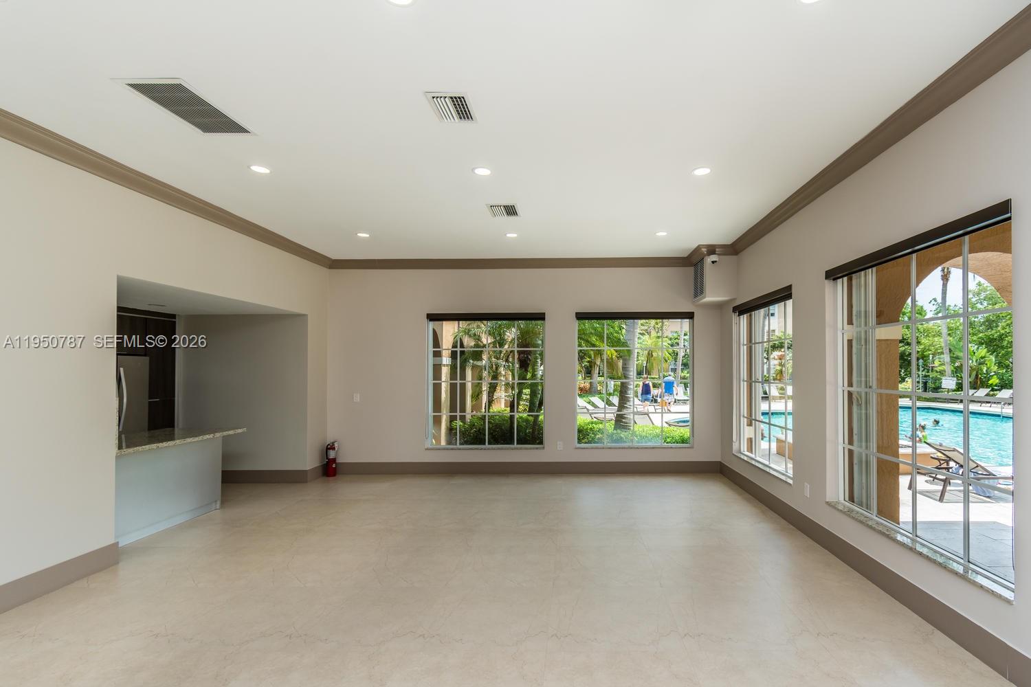 19801 E Country Club Dr #4501, Aventura FL 33180