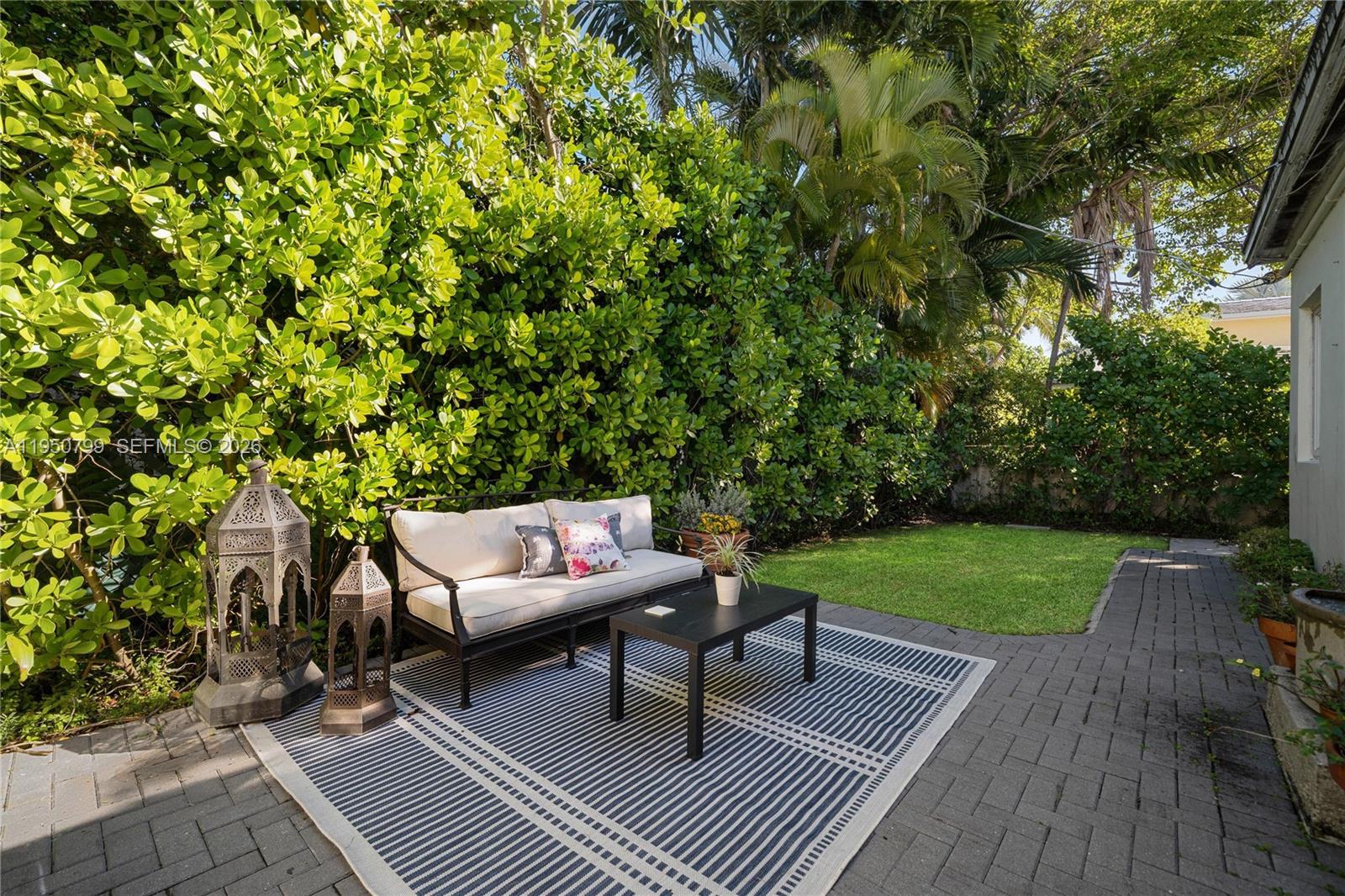 463 W 62nd St, Miami Beach FL 33140