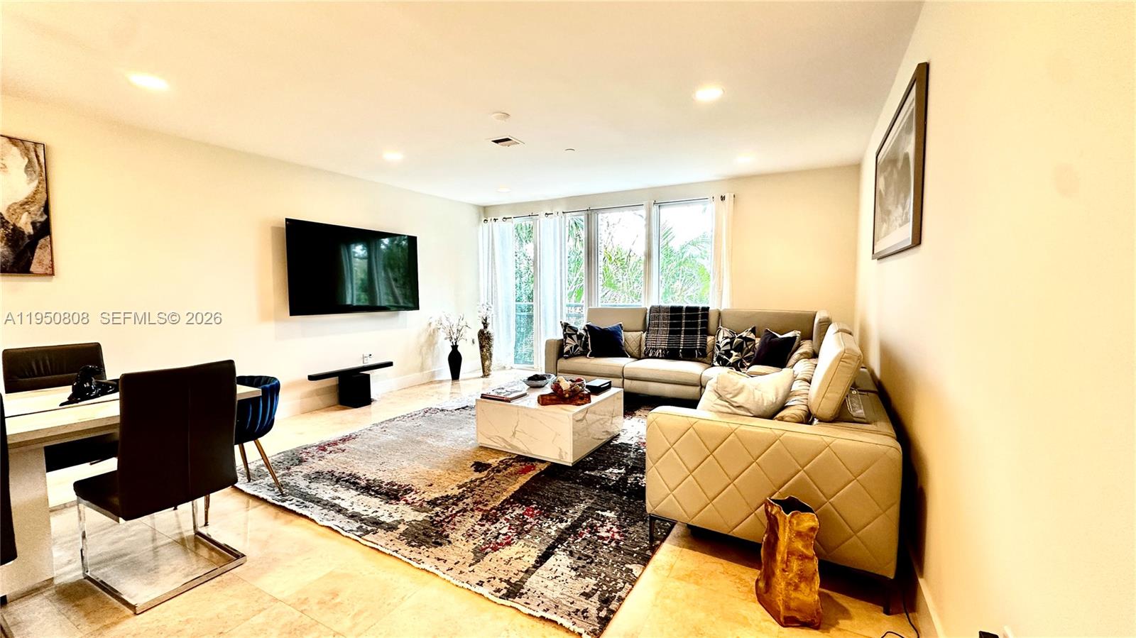814 NE 19th Ave, Fort Lauderdale FL 33304