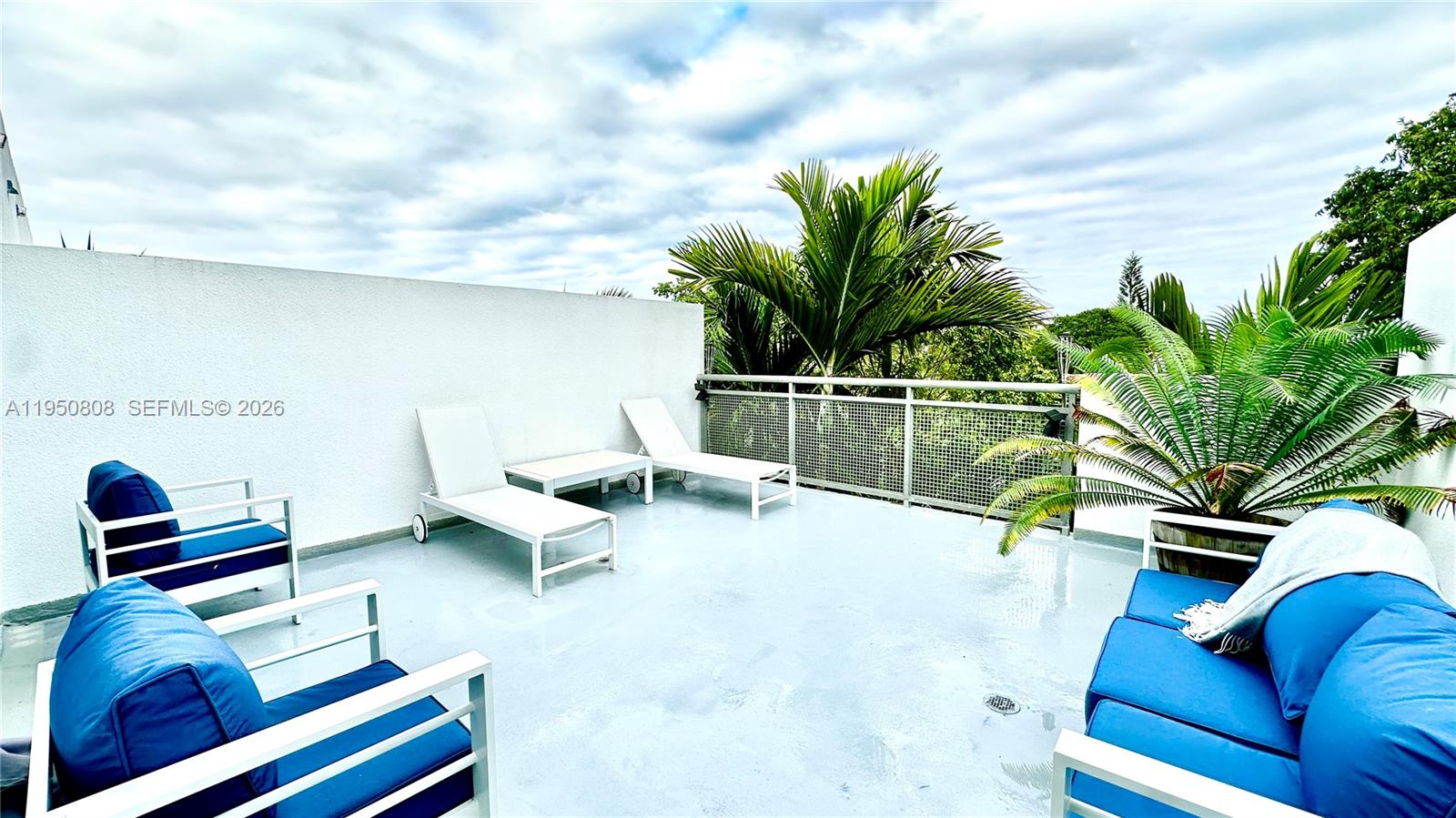 814 NE 19th Ave, Fort Lauderdale FL 33304