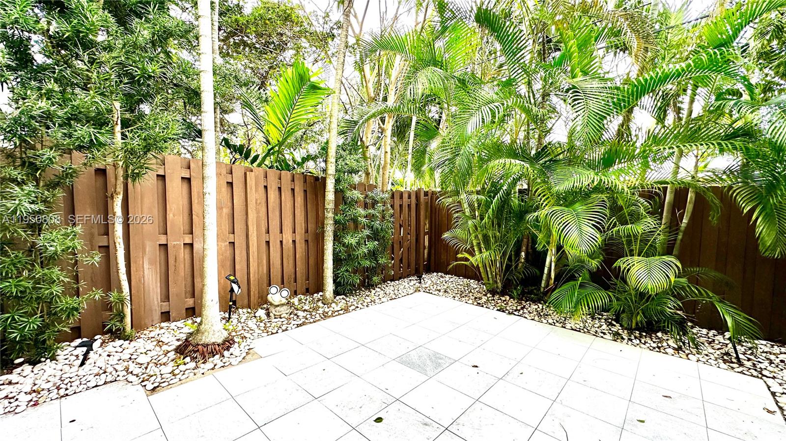 814 NE 19th Ave, Fort Lauderdale FL 33304