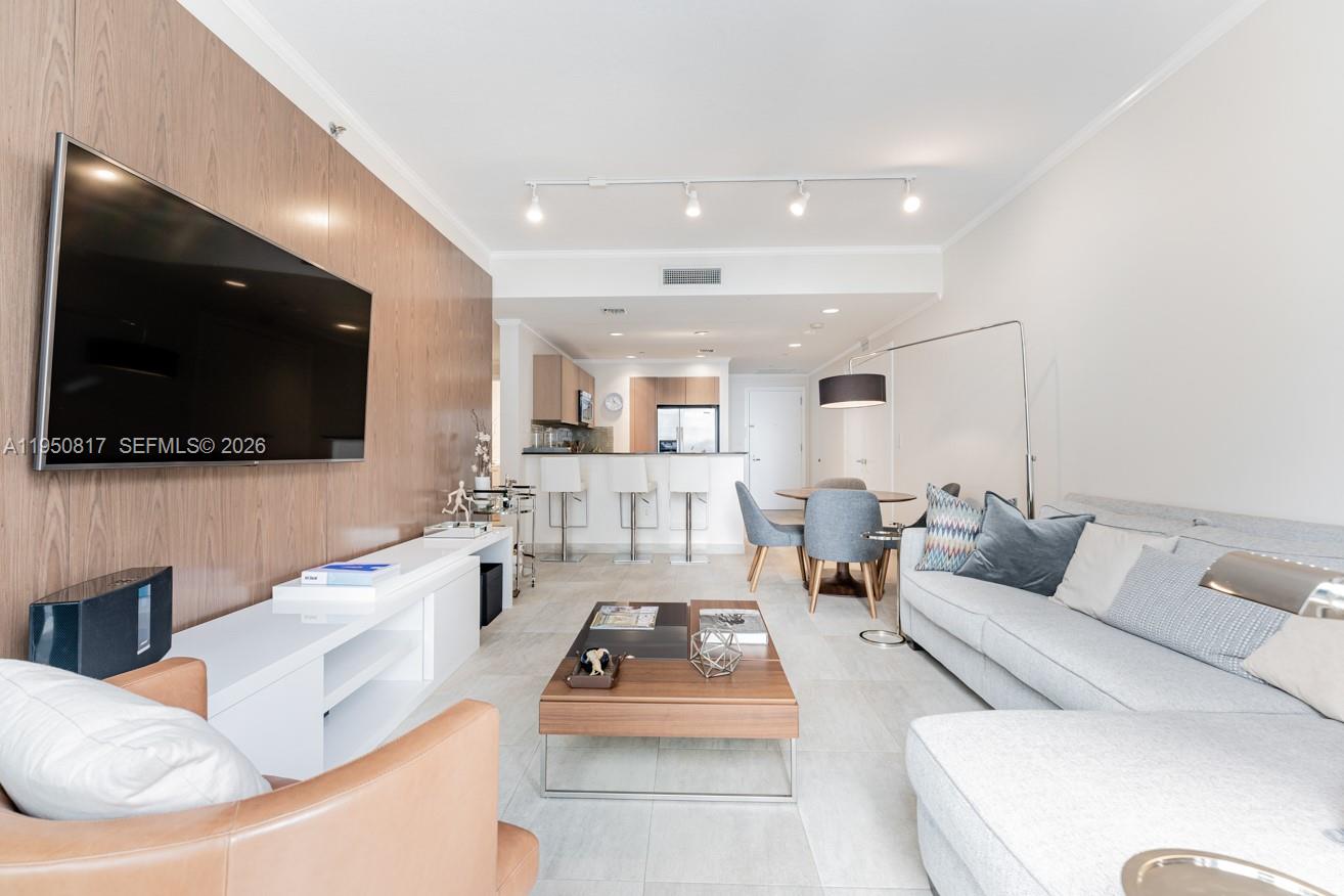 1060 Brickell Ave #1507, Miami FL 33131