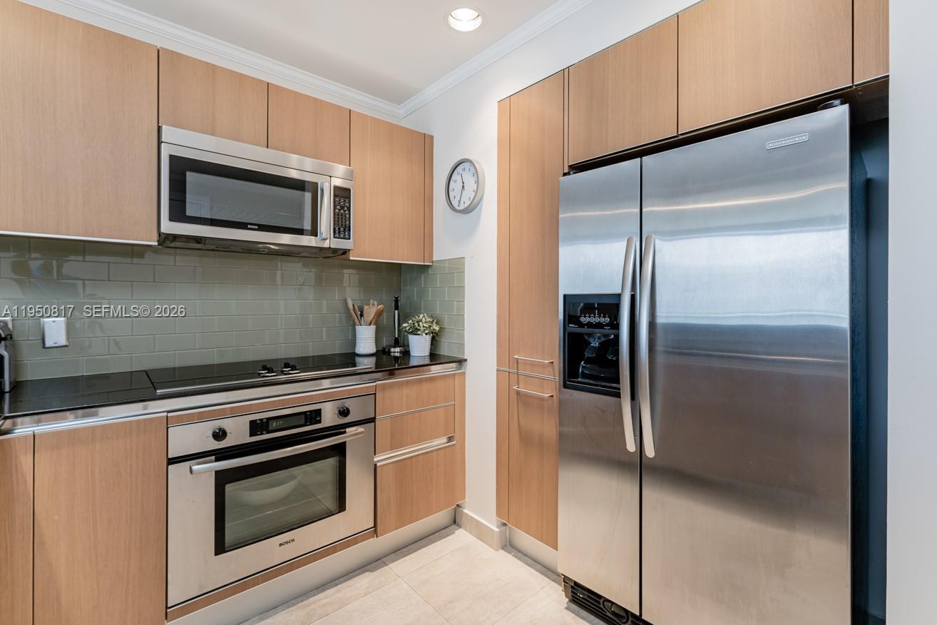1060 Brickell Ave #1507, Miami FL 33131
