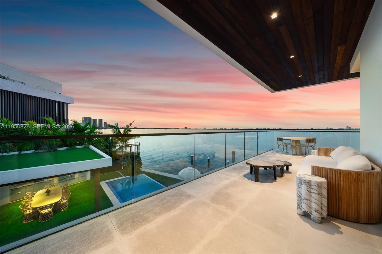 1417 N Venetian Way, Miami FL 33139