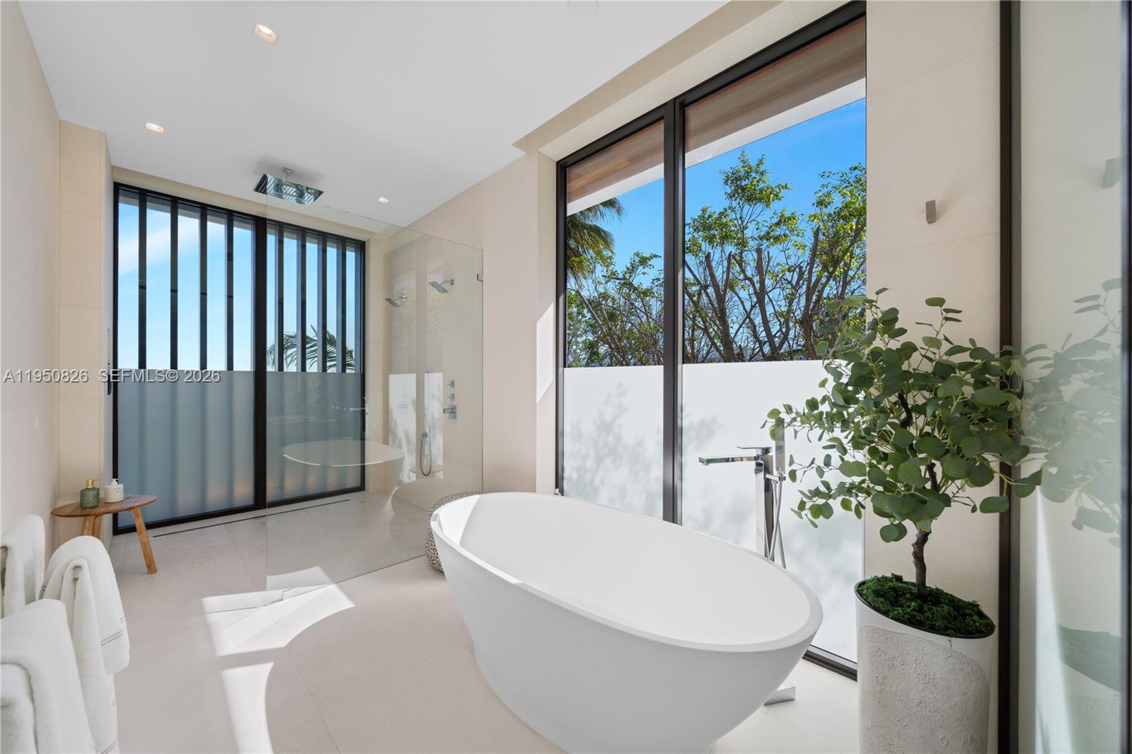 1417 N Venetian Way, Miami FL 33139