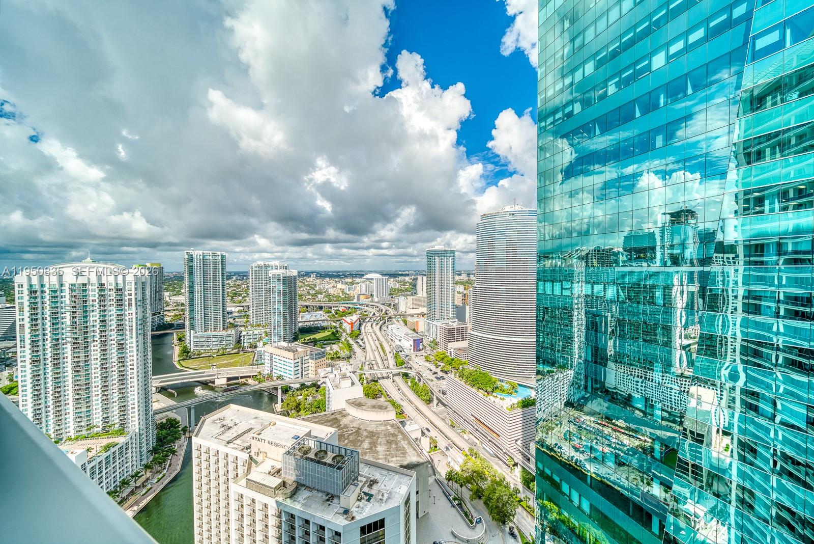 200 Biscayne Boulevard Way #4411, Miami FL 33131