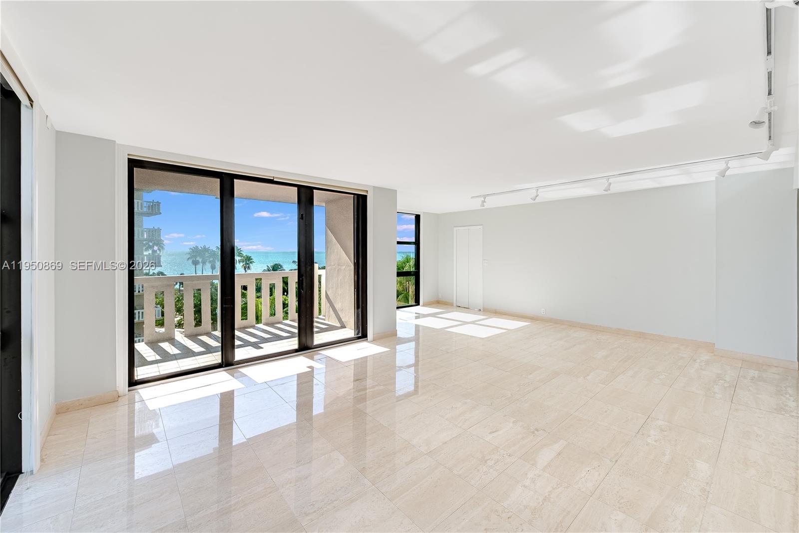 1121 Crandon Blvd #F601, Key Biscayne FL 33149