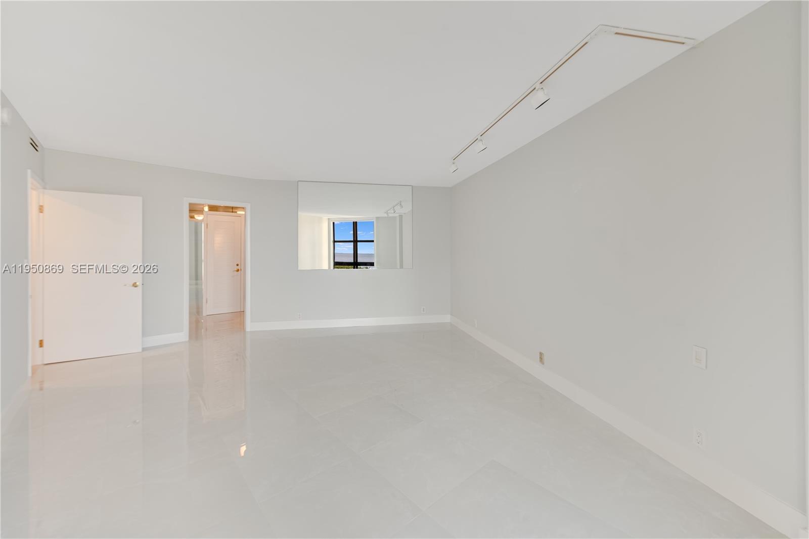 1121 Crandon Blvd #F601, Key Biscayne FL 33149