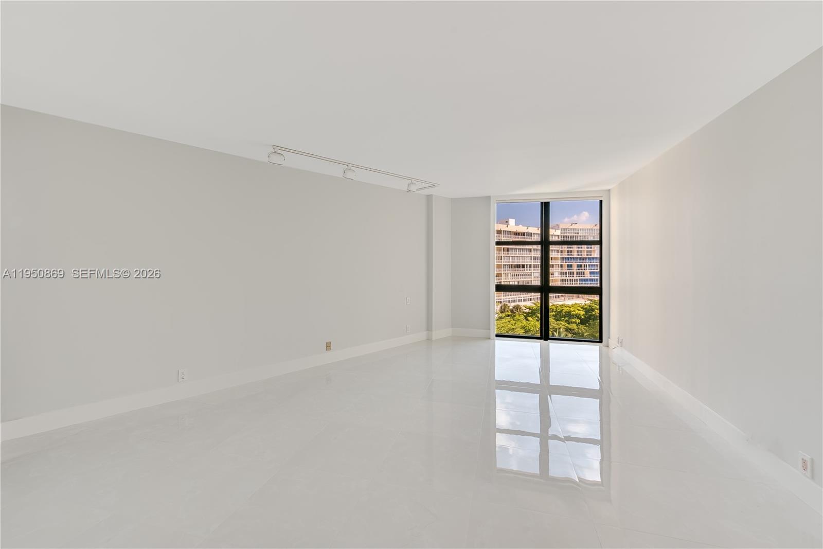 1121 Crandon Blvd #F601, Key Biscayne FL 33149