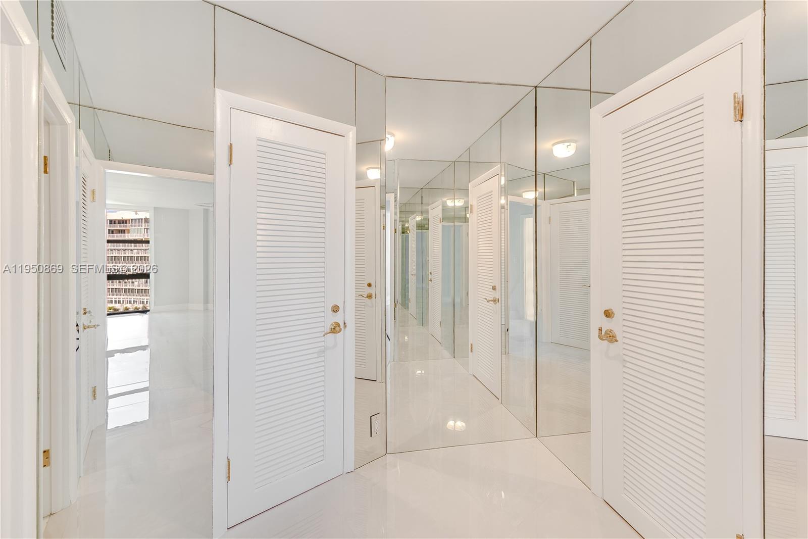 1121 Crandon Blvd #F601, Key Biscayne FL 33149