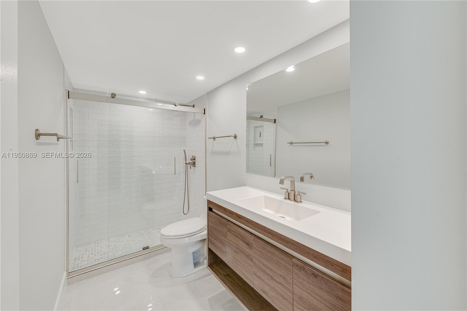 1121 Crandon Blvd #F601, Key Biscayne FL 33149