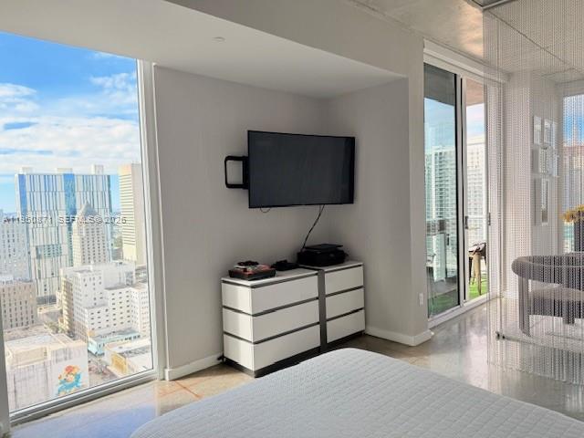 151 SE 1st St #3010, Miami FL 33131