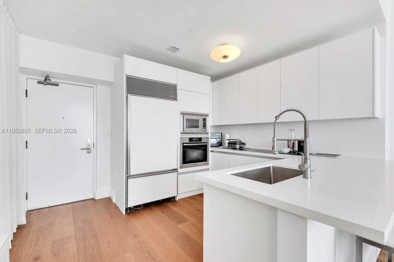 6799 Collins Ave #412, Miami Beach FL 33141