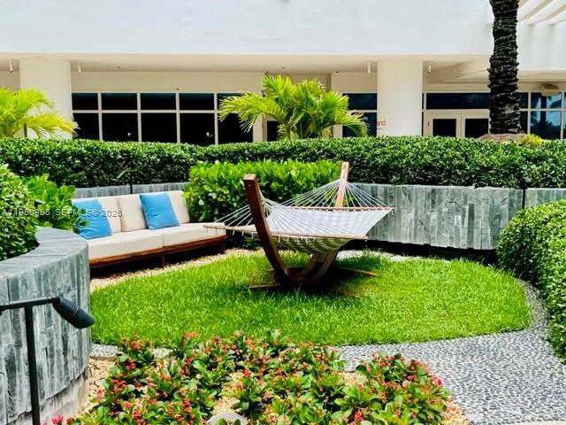 6799 Collins Ave #412, Miami Beach FL 33141