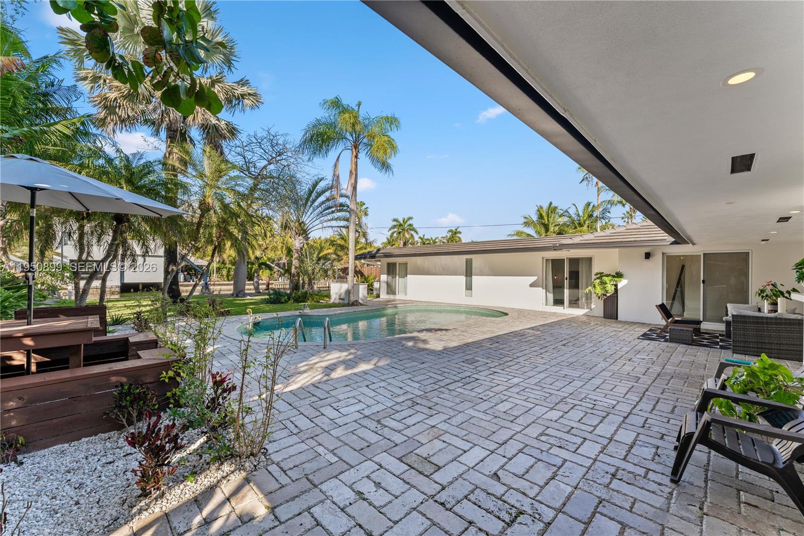 1071 NE 83rd St, Miami FL 33138